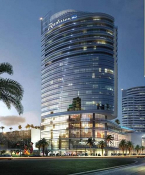 Oceans Apartments Balcony Suites in the Radisson Blu Hotel Building Tower, Durban Umhlanga